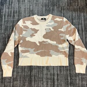DKNY Camo Cropped Sweater NWOT